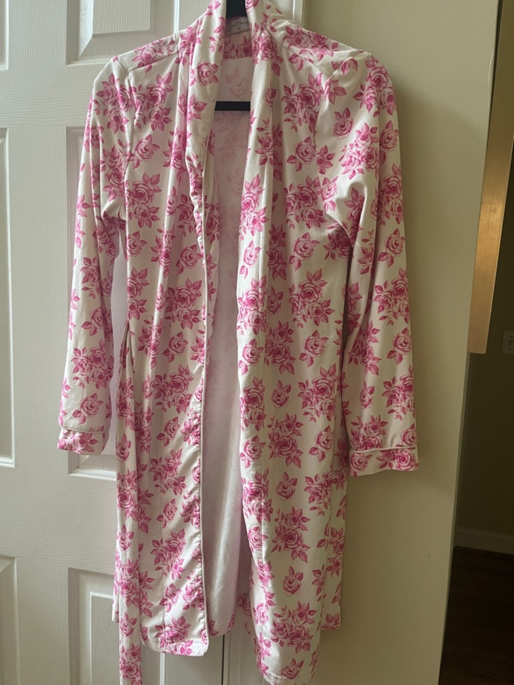 SweetHoney robe size M
